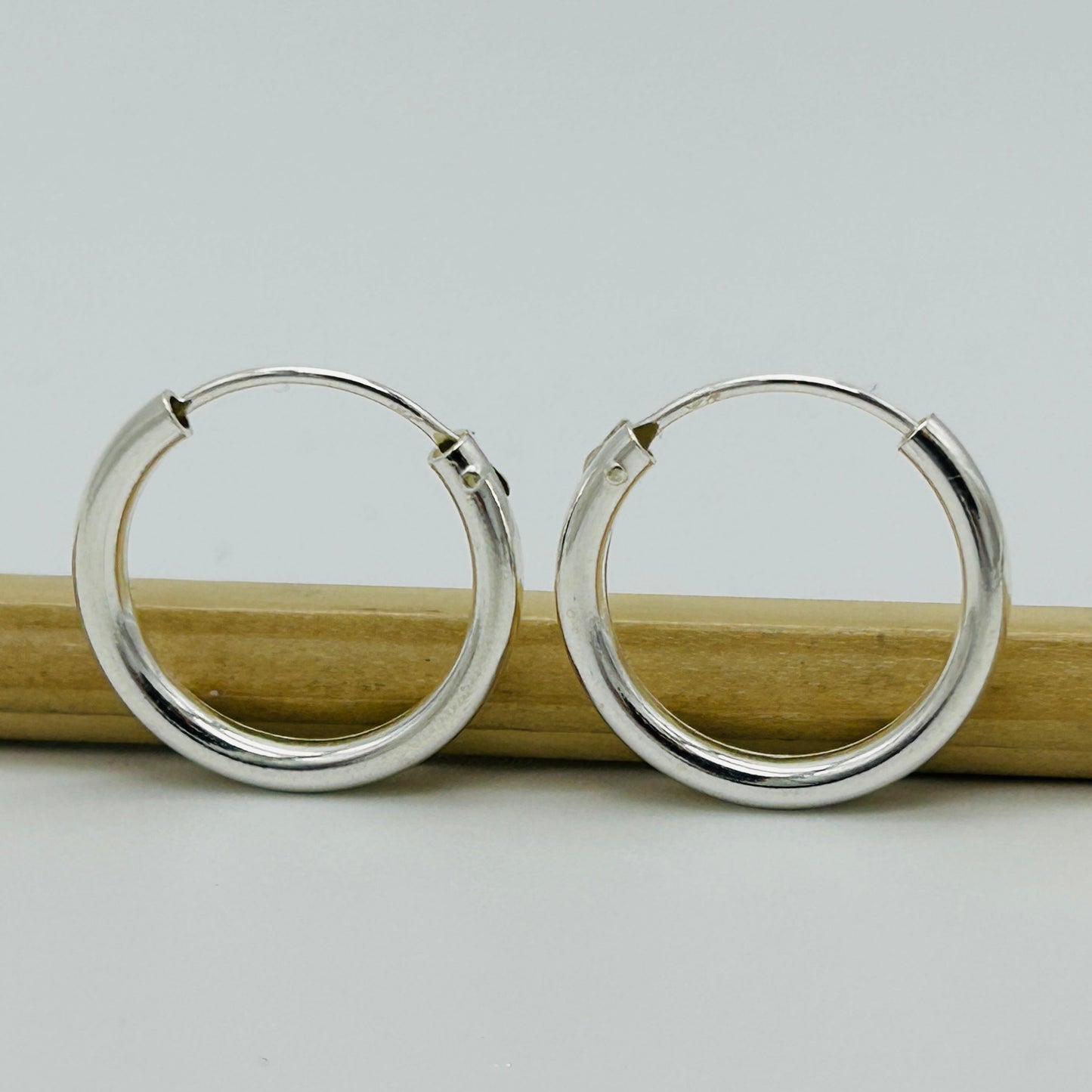 925 Sterling Silver 2.5mm Plain Round Sleeper Earrings