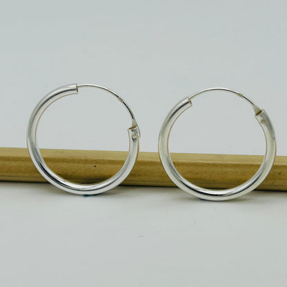 925 Sterling Silver 2.5mm Plain Round Sleeper Earrings